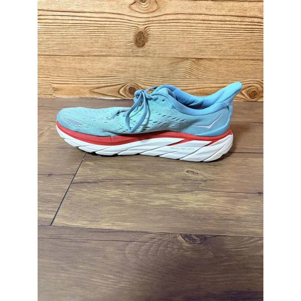 Hoka One One hoka one